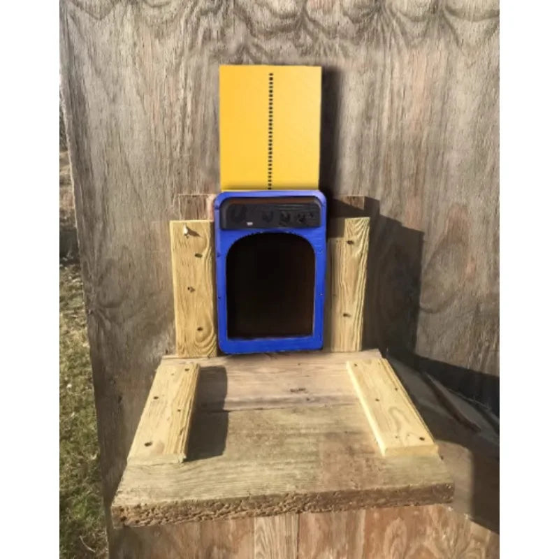 New smart chicken coop door Automatic chicken coop door opener Light-sensing brightness sensing principle pet door